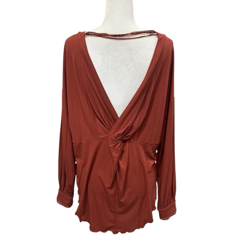 Free People Open V-Back top - Picture 7 of 8